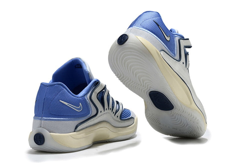 Boys & Girls Club x KD 18 'Royal Pulse'