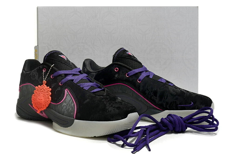 LeBron 22 'Blacklight'