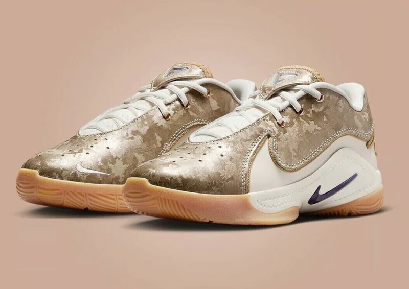 LeBron 22 'King of the Court'