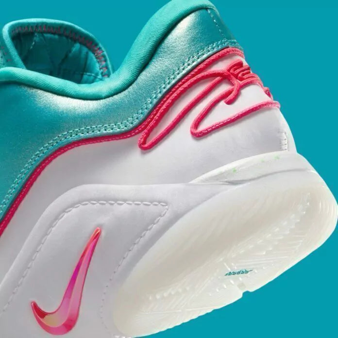 LeBron 22 'Christmas'